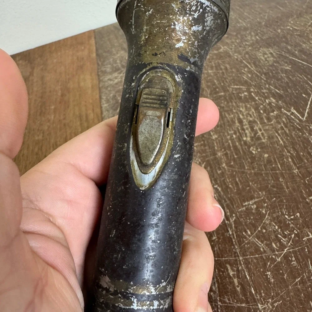 Burgess Made in USA Vintage‎ Metal Flashlight Glass Lens Untested